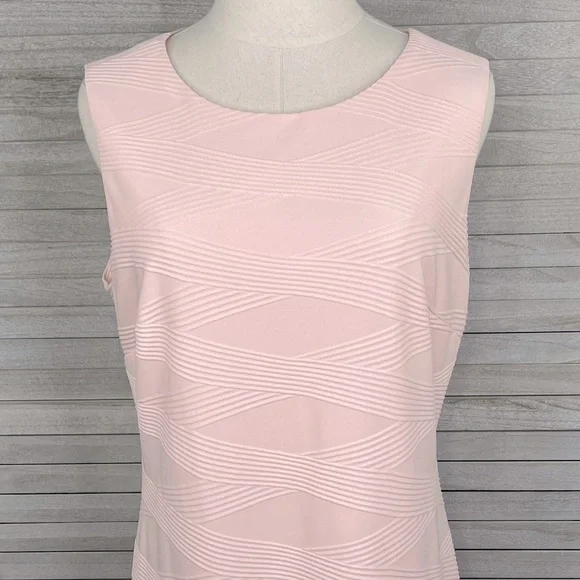 TOMMY HILFIGER Textured Sleeveless Bodycon Knee Length Dress Pink-12 - Picture 2 of 5